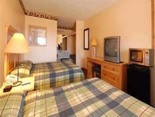 Econo Lodge Inn & Suites Kalispell - Glacier National Park Gateway Eksteriør billede